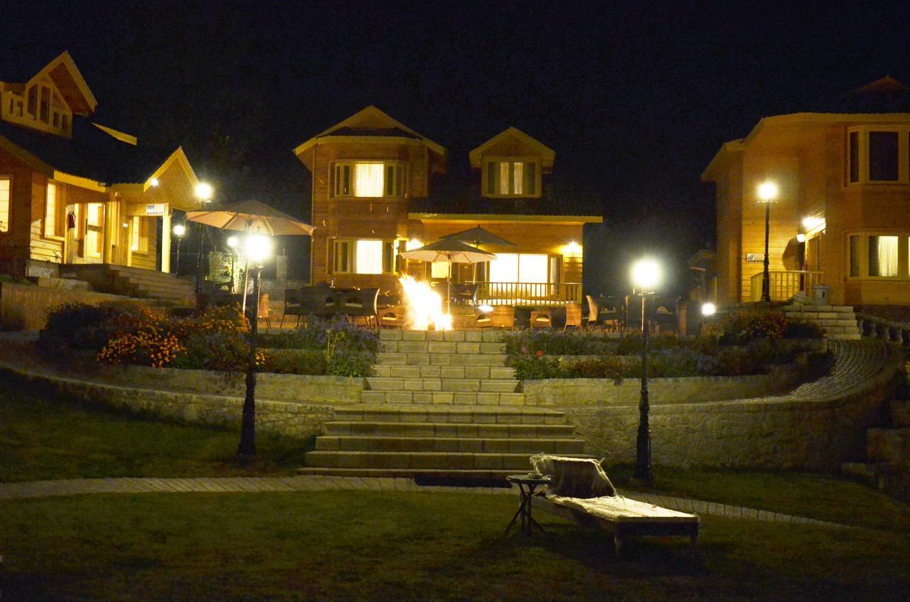 Kolahoi Green Resorts, Pahalgām Buitenkant foto